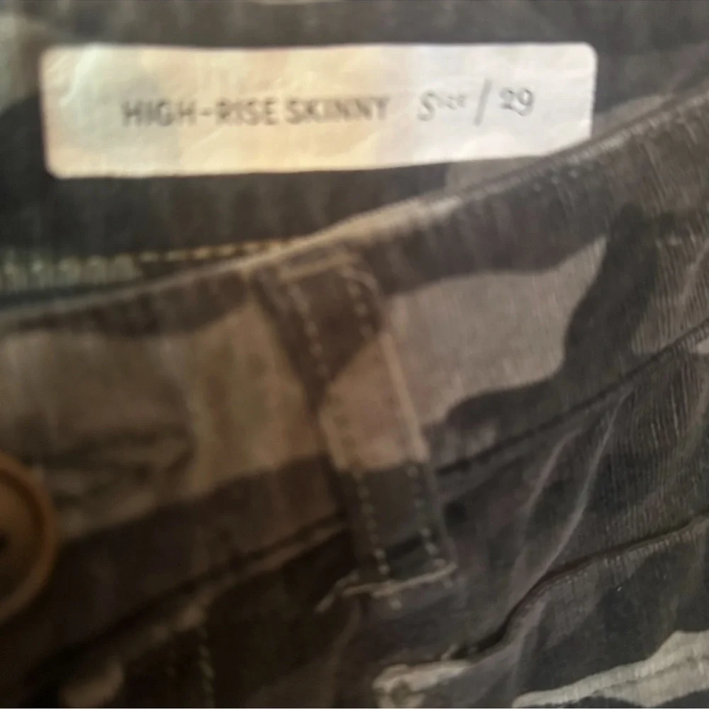 Anthropologie‎ Pilcro and The Letterpress Corduroy Camo Pants Size 29